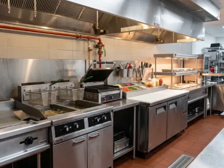 Echipamente Fast Food pentru flux profesional într-o bucătărie HoReCa